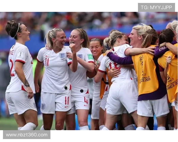 英格兰女足将在白金汉宫前庆祝夺冠 海空军乐队助阵庆典